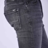 Jean Hugo Boss Coupe Normale REF-HB3700 ( Noir Délavé) - Image 3